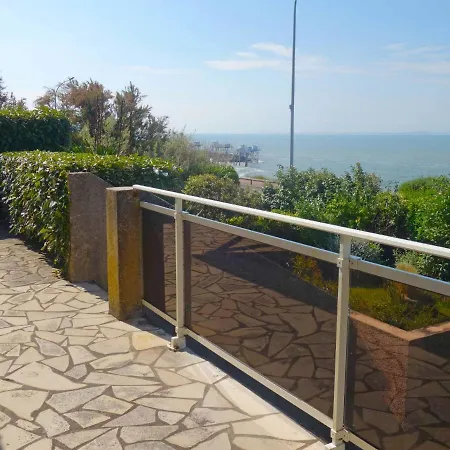 La Grande Cote By Interhome Дом отдыха La Palud (Charente-Maritime)